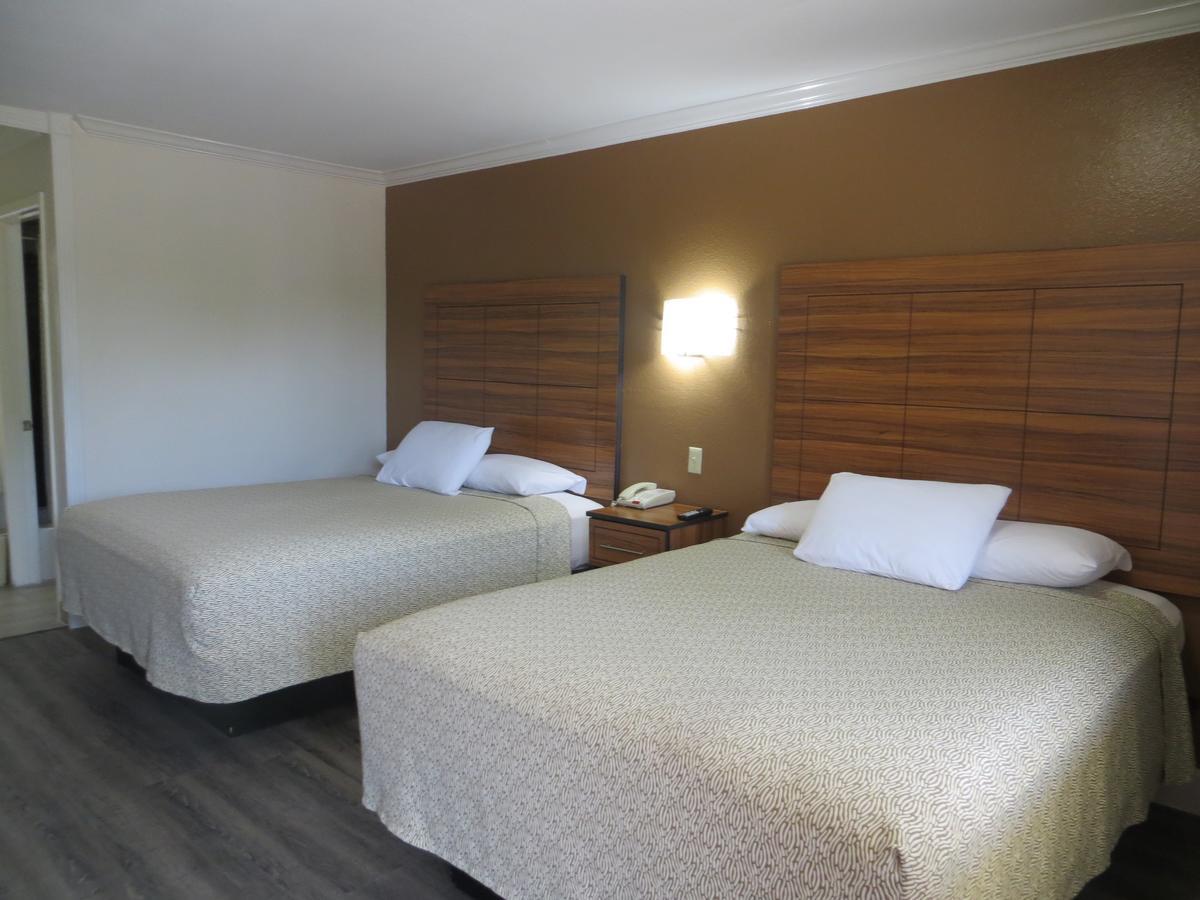 هيوستن Palace Inn South Wayside المظهر الخارجي الصورة