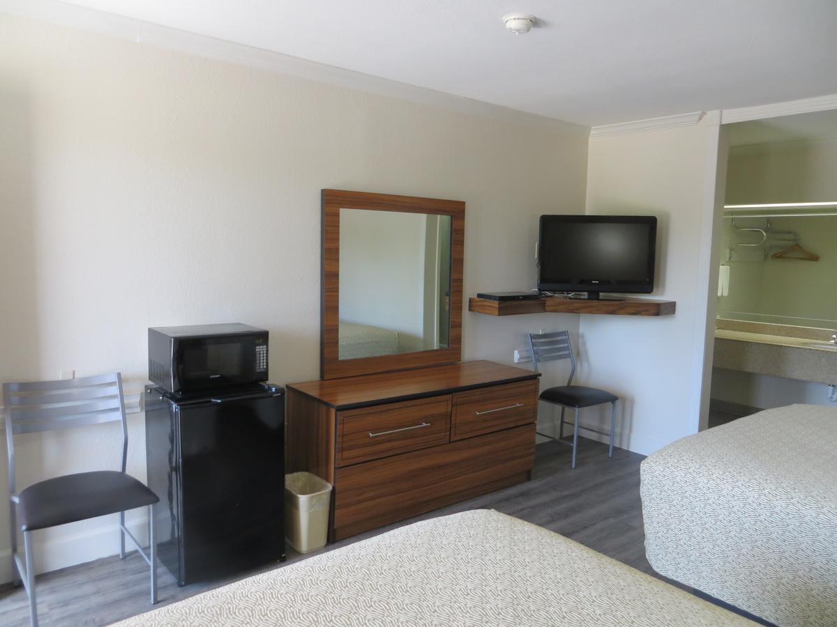 هيوستن Palace Inn South Wayside المظهر الخارجي الصورة