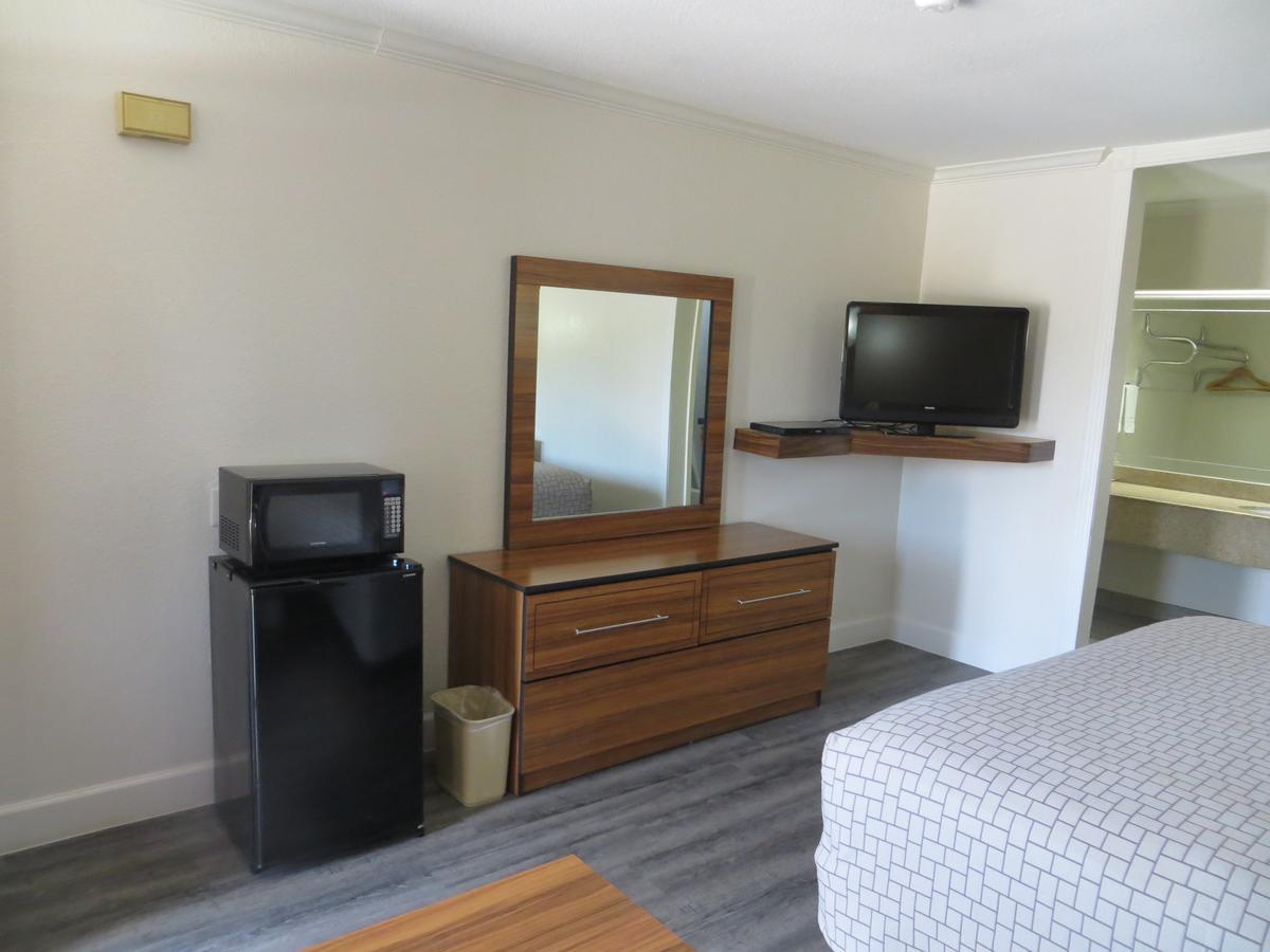 هيوستن Palace Inn South Wayside المظهر الخارجي الصورة